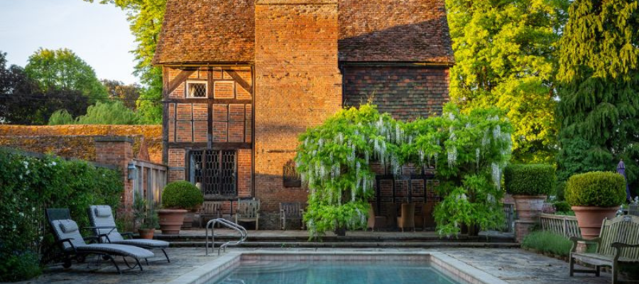 Cotswold Townhouse – Adults Only - May Half Term in the Cotswolds 2026: Family Days Out & Events Bolthole Retreats